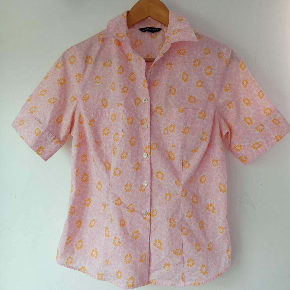 Land's End size 8 Pink Floral Button Down Top